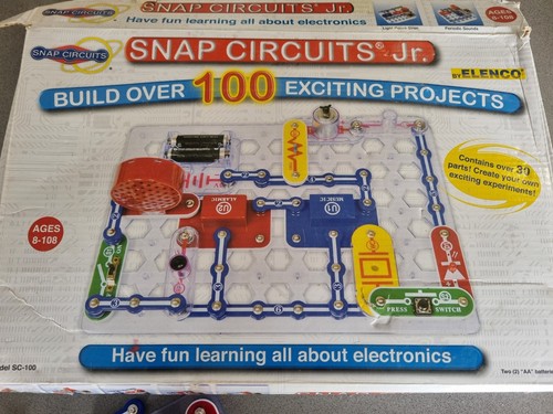 Snap circuits 100 - circuits, jr