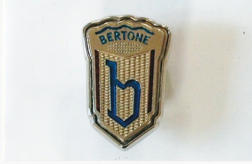 Replica bertone alfa romeo - 45,