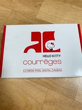 Hello Kitty Courrèges 5MP