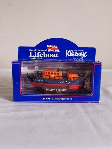 Lledo rnli 002 walton - rnli, and