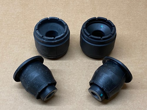 Set front lower control arm - lower,