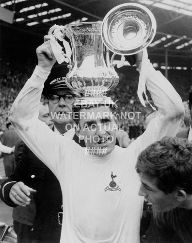 1967 cup dave mackay action - fa,