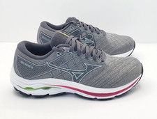 Mizuno Womens (Size 7 WIDE D)