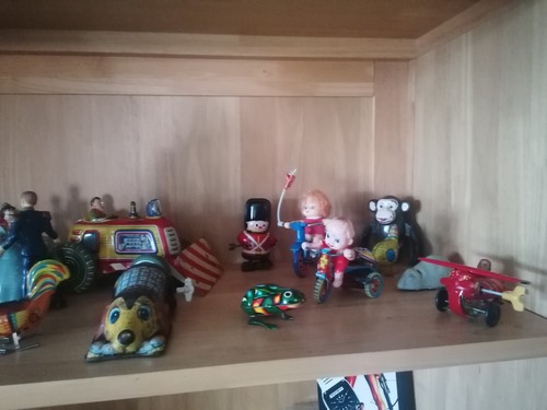 Vintage wind toys - up, lot