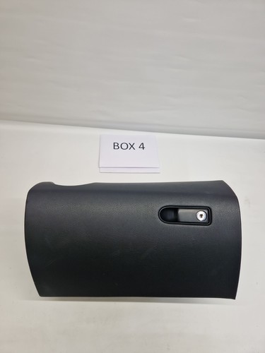 Mercedes class glove box - c,