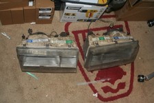 PAIR OF SERIES 2 ROVER SD1