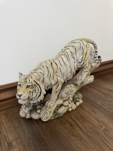 Vintage white ceramic tiger - white,