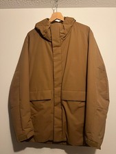 UNIQLO Hybrid Down Outerwear