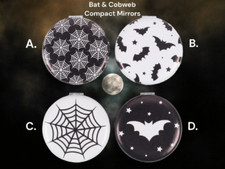 Dark Lair Spider Cobweb & Bats