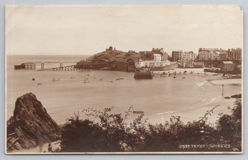 Tenby wales harbor - wales,