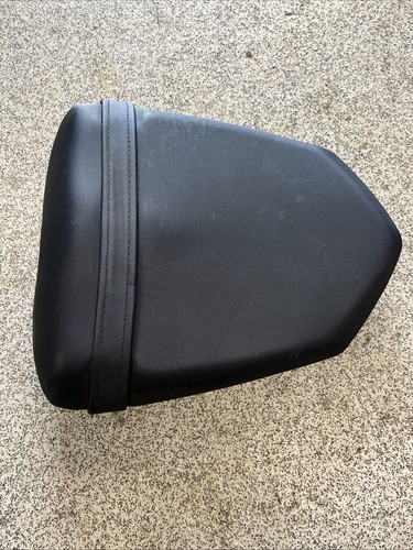 Suzuki gsr 750 pillion - gsr,