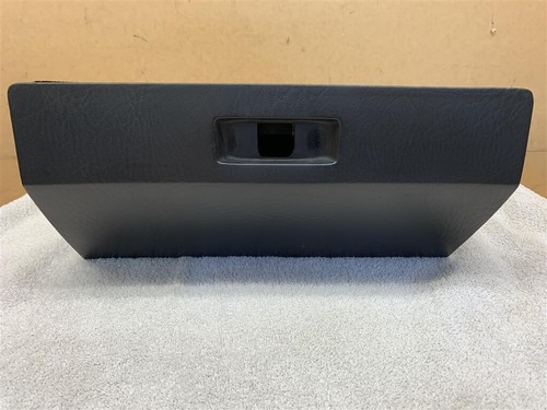 Porsche 924 glove box - glove,