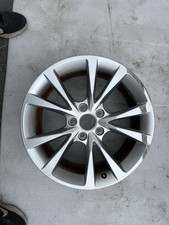 GENUINE AUDI A3 MK4 17 INCH