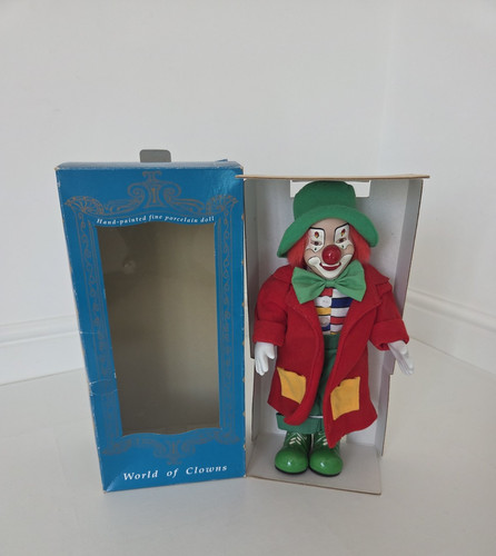 Vintage clown doll world - vintage,