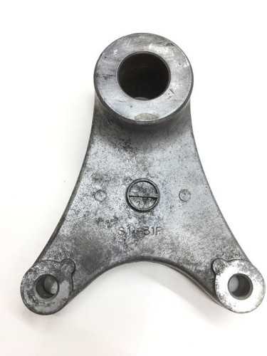 Rear brake caliper support - rear,