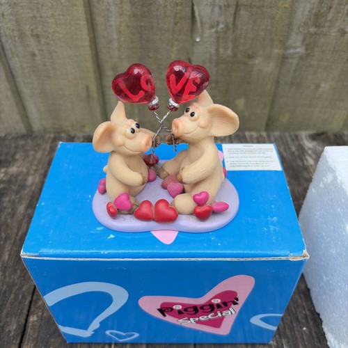 Vintage piggin pigs - vintage,