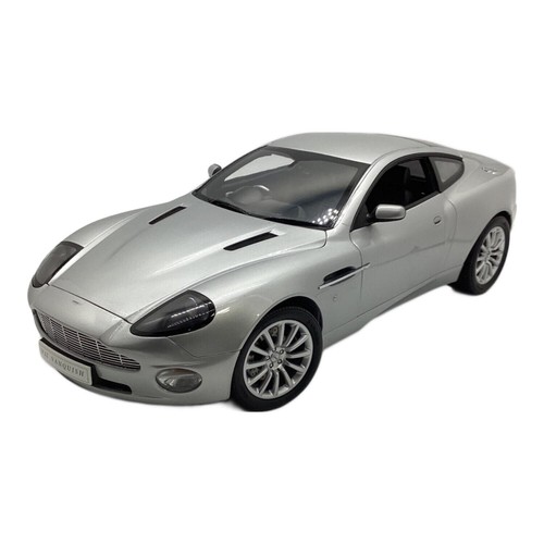 Kyosho scale diecast - 1/12,