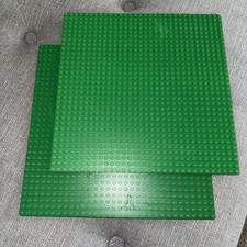 2X LEGO GREEN BASEPLATE BOARDS 32 x 32 PINS / 10" x 10 " (25.5cm) - FAST ?