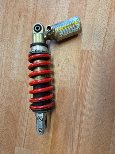 Kawasaki zx9r shock - kawasaki,
