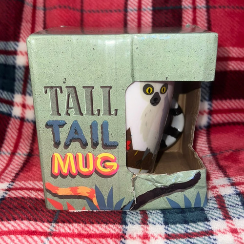 Puckator tall tail lemur - tail,