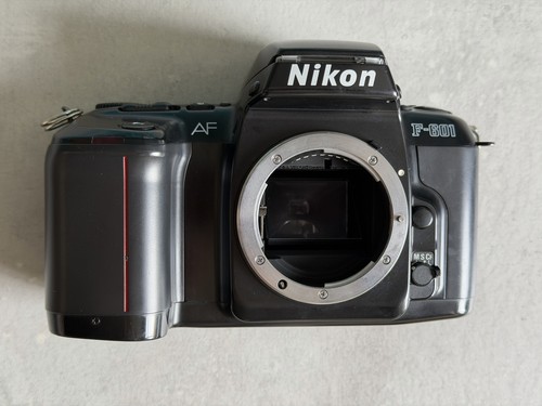 Nikon 601 35mm slr camera - f-601,