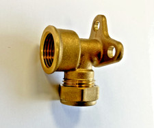 GARDEN BIB TAP AND OUTSIDE TAP