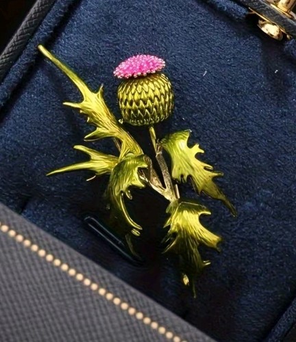 Exquisite pin brooch thistle - exquisite,