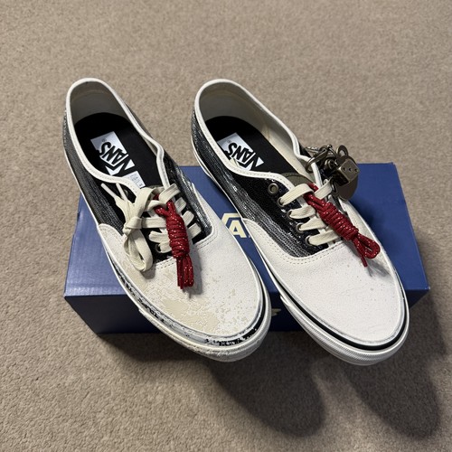 Vans authentic charms - authentic,