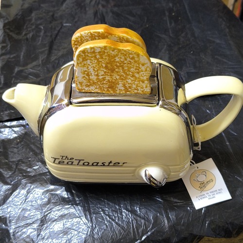 Teapot the tea toaster - tea,