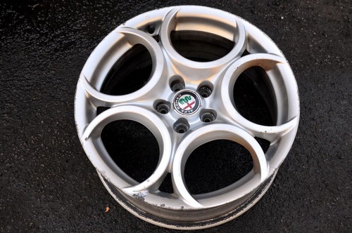 Alfa romeo giulietta - giulietta, 18"