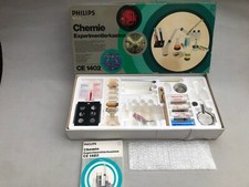 Vintage 1972 Philips CE 1402 (German) Chemistry Set Chemie Experimentierkasten