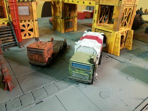 Civilain flatbed truck model - civilain,