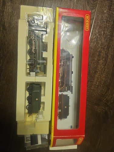 Hornby r2621 0 class - br,