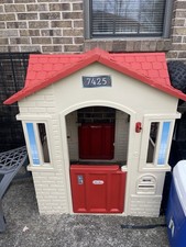 Little Tikes Outdoor Playhouse