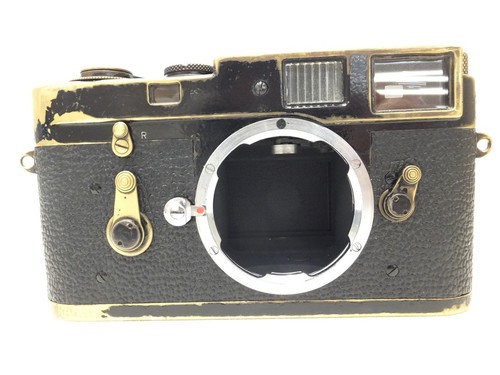 Leica black paint - m2, body