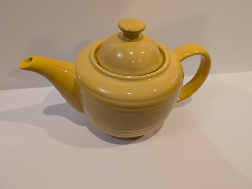 Jamie oliver big yellow teapot - oliver,