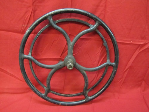 Antique cast iron - cast, treadle