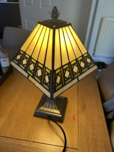 Lovely tiffany lamp - tiffany, and