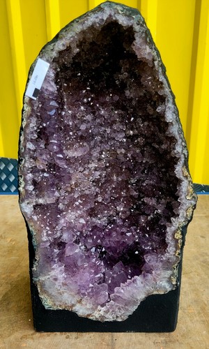 Stunning amethyst geode - geode, cave