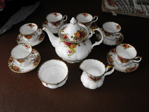 Royal albert old - royal,