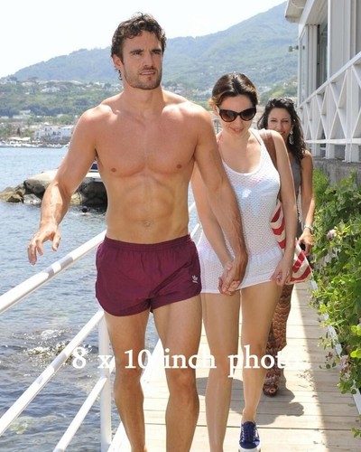 Thom evans kelly brook - thom, in