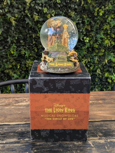 Disney the lion king musical - lion,