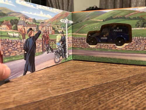Heartbeat model police - police, van
