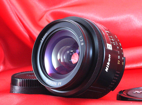 Nikon nikkor 24mm - af,