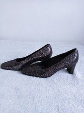 Lisa Kay Women Black & Silver