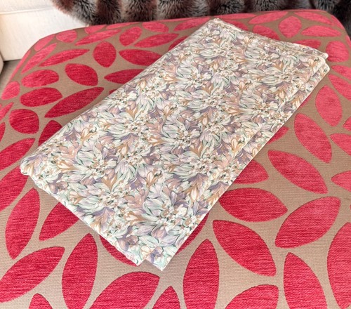 Vintage greeny brown - , patterned