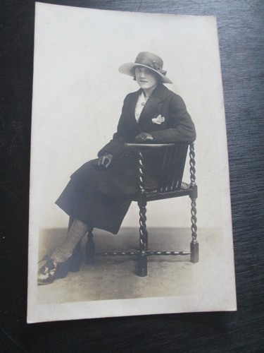 Portrait postcard woman - portrait,