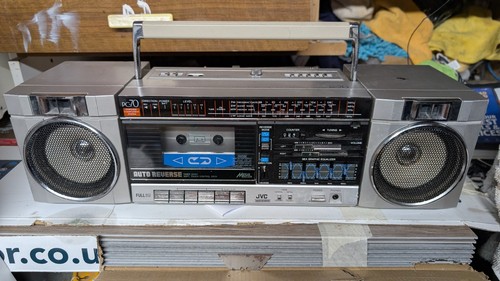 Jvc boombox - 70,