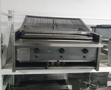 Classic Archway Short 3 Burner Charcoal Grill