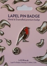 Robin Lapel Pin Badge. garden bird metal and enamel  finish ref 309